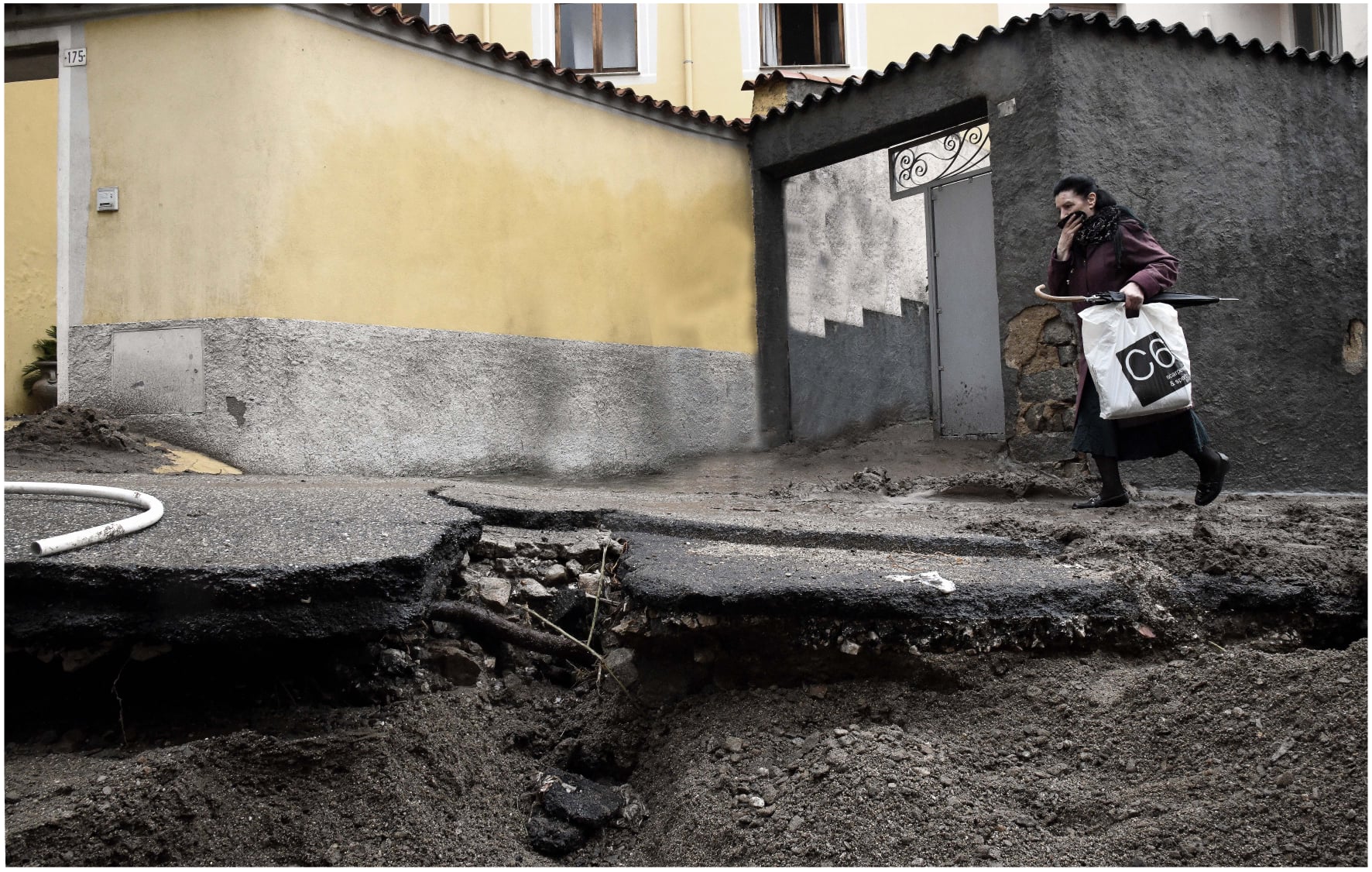  Alluvione | Bitti lavora alla ricostruzione