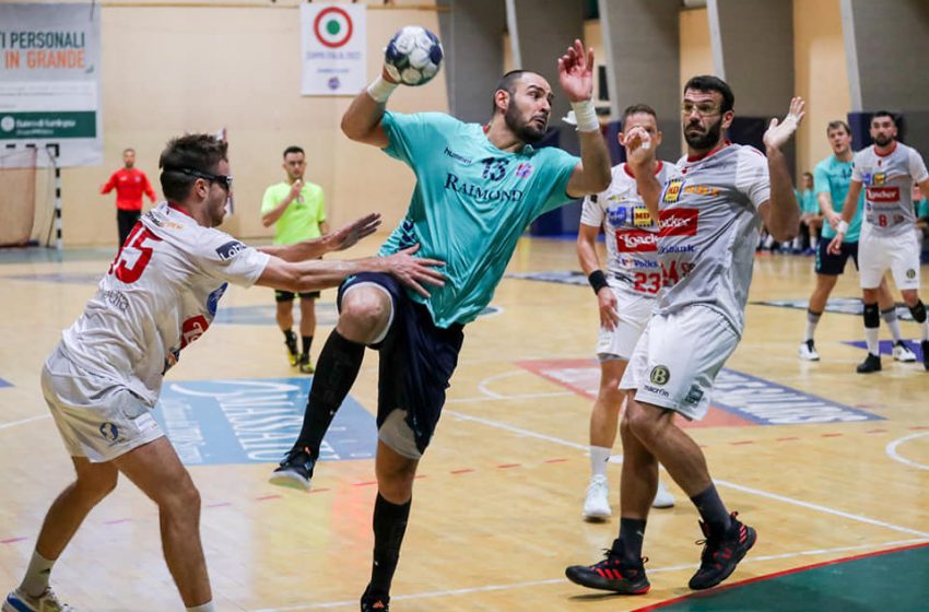  Vittoria della Raimond Handball Sassari su Merano