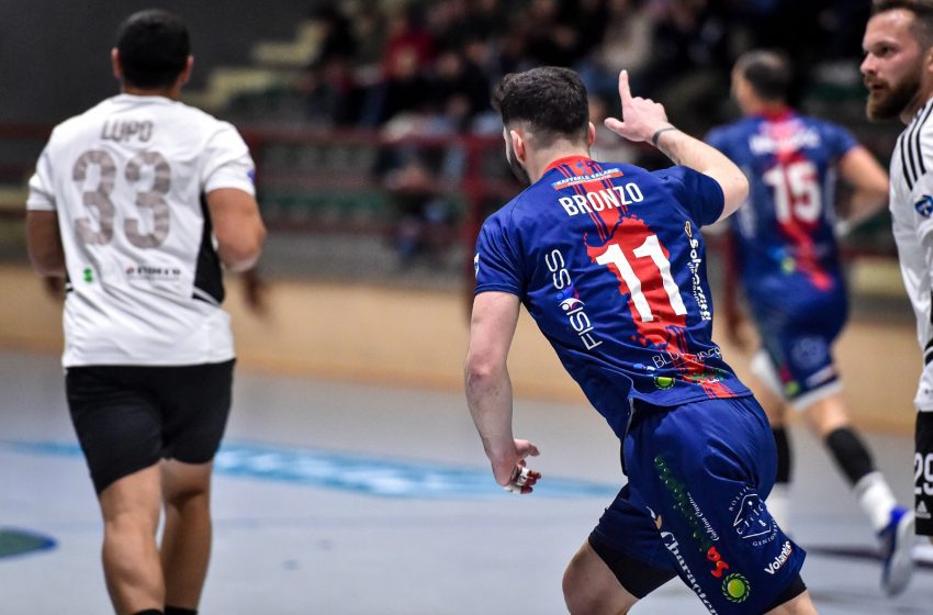  Raimond Handball | I sassaresi volano in terra sicula