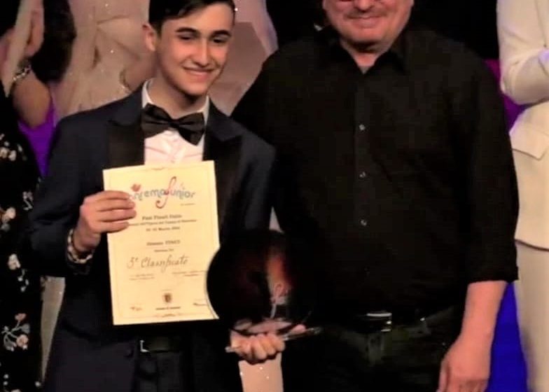  Il sassarese Mario Donato Vinci sul podio di Sanremo Junior