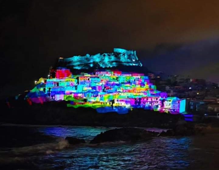  Castelsardo – Il borgo dei Doria dai mille colori per il film la Sirenetta