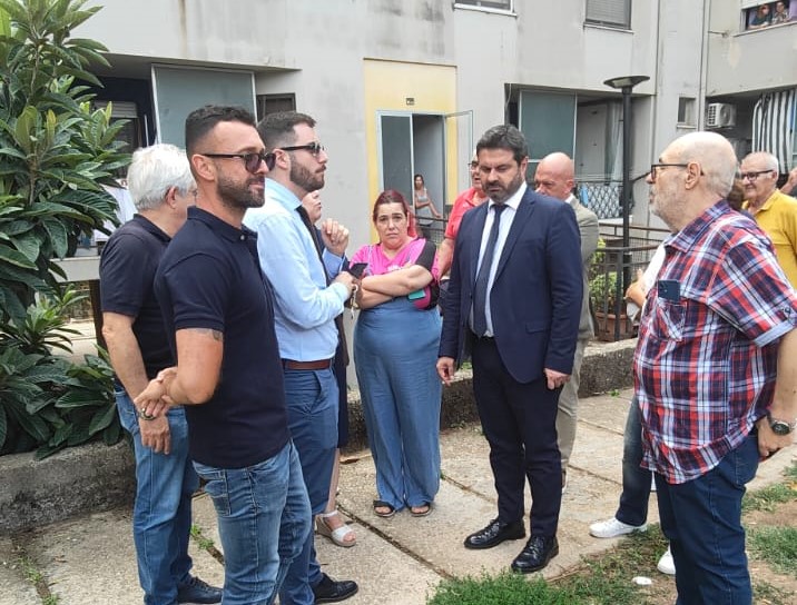  Sassari – Il sindaco in visita nelle case comunali