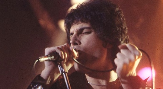  1946 – Nasceva il grande Freddie Mercury