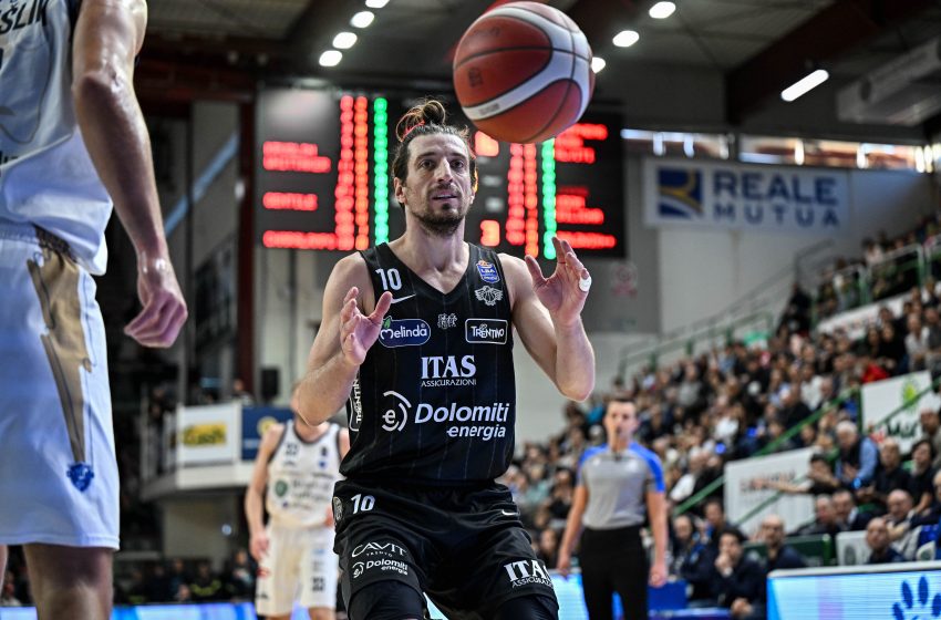  LBA Serie A – La Dinamo vede le streghe, Trento vince di misura a Sassari