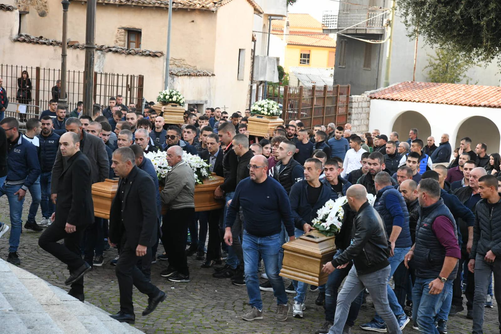 Fonni i funerali dei quattro ragazzi