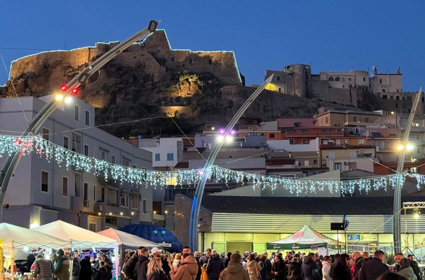  Castelsardo – I Mercatini di Natale “accendono” l’antico borgo medievale